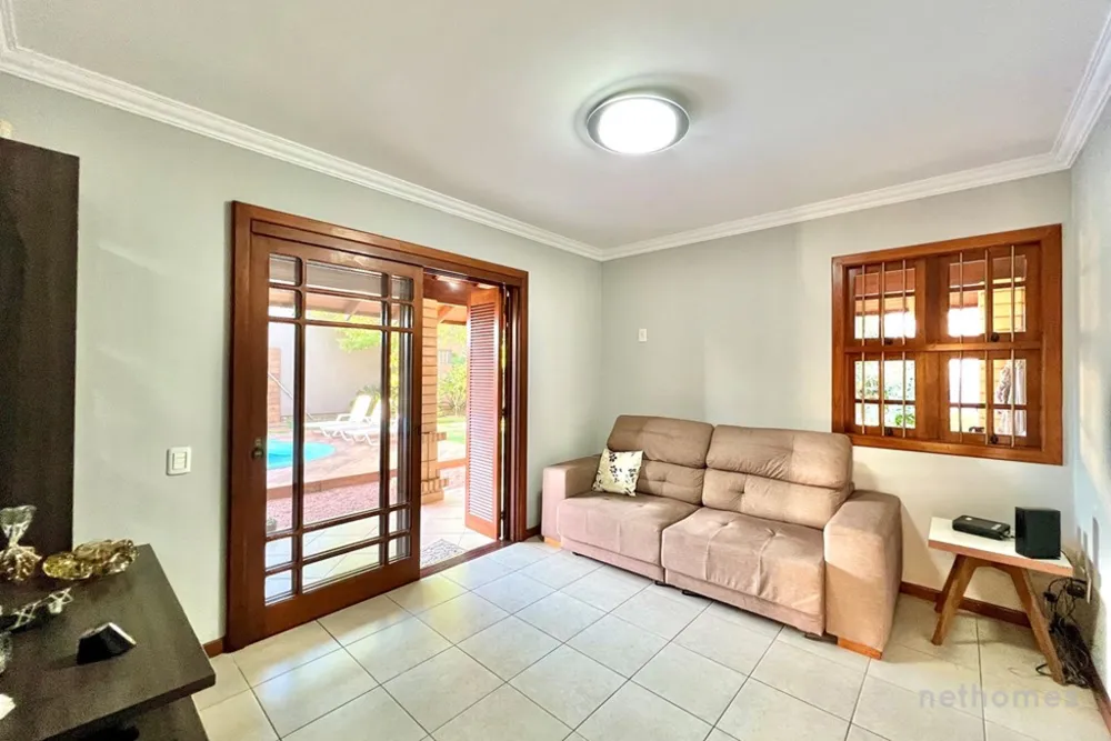 Casa, 4 quartos, 285 m² - Foto 8
