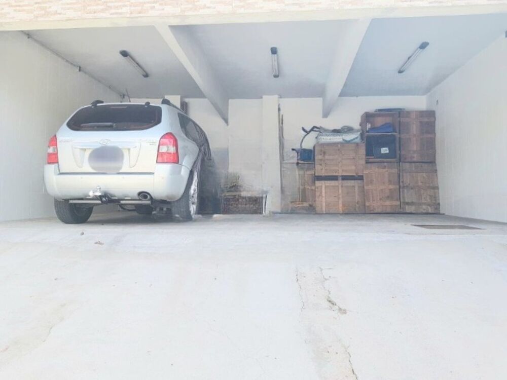 Casa de Condomínio à venda com 3 quartos, 180m² - Foto 1