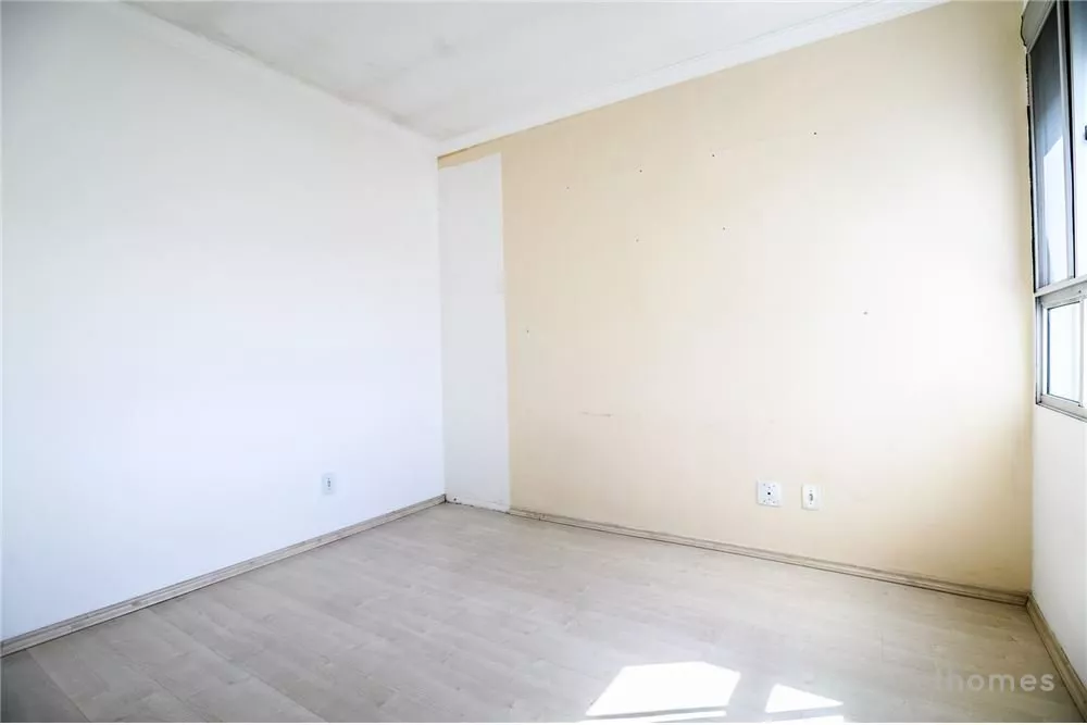 Apartamento à venda com 3 quartos, 61m² - Foto 3