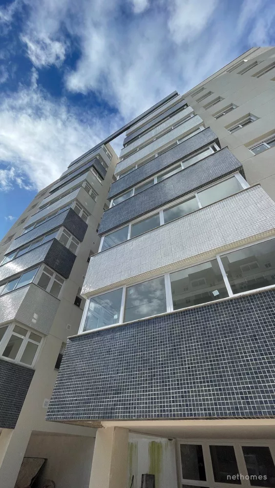 Apartamento à venda com 3 quartos, 91m² - Foto 1