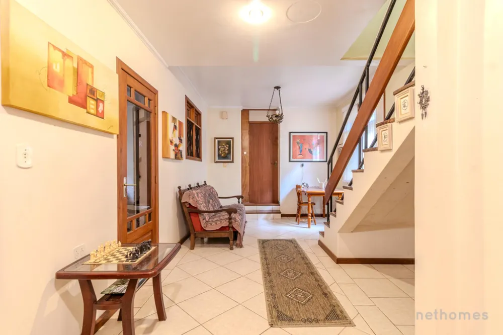 Casa, 6 quartos, 230 m² - Foto 9