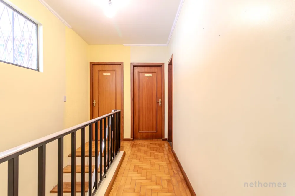 Casa, 6 quartos, 230 m² - Foto 2