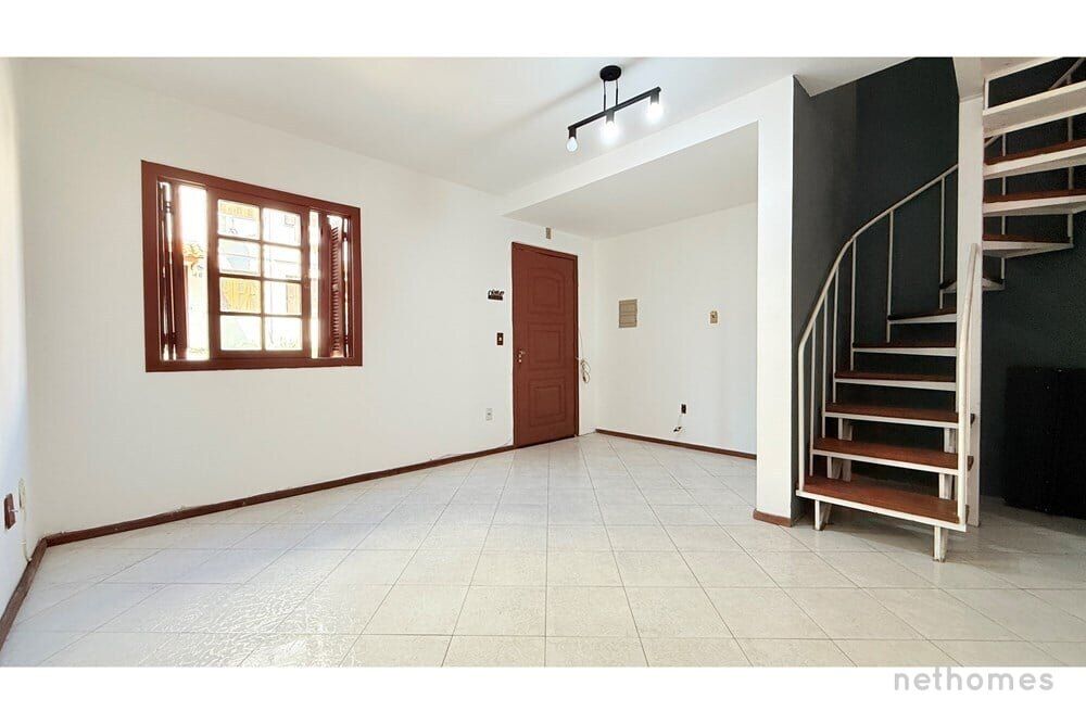 Casa de Condomínio à venda com 3 quartos, 78m² - Foto 2
