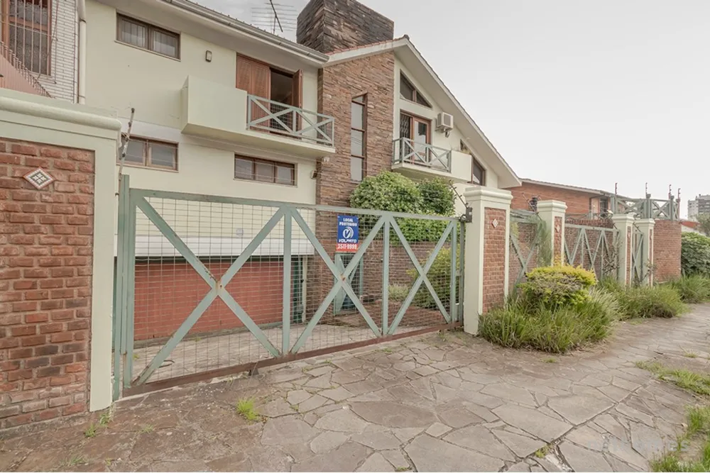 Casa, 4 quartos, 239 m² - Foto 2
