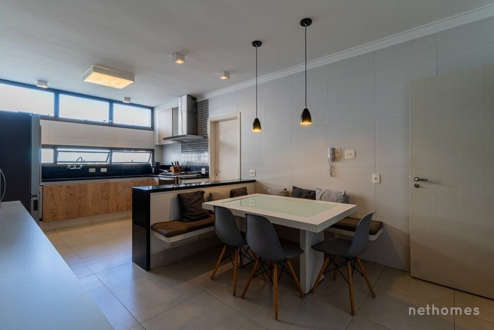 Apartamento à venda com 4 quartos, 261m² - Foto 4