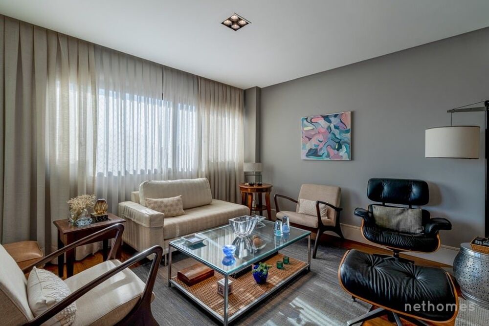 Apartamento à venda com 4 quartos, 261m² - Foto 1