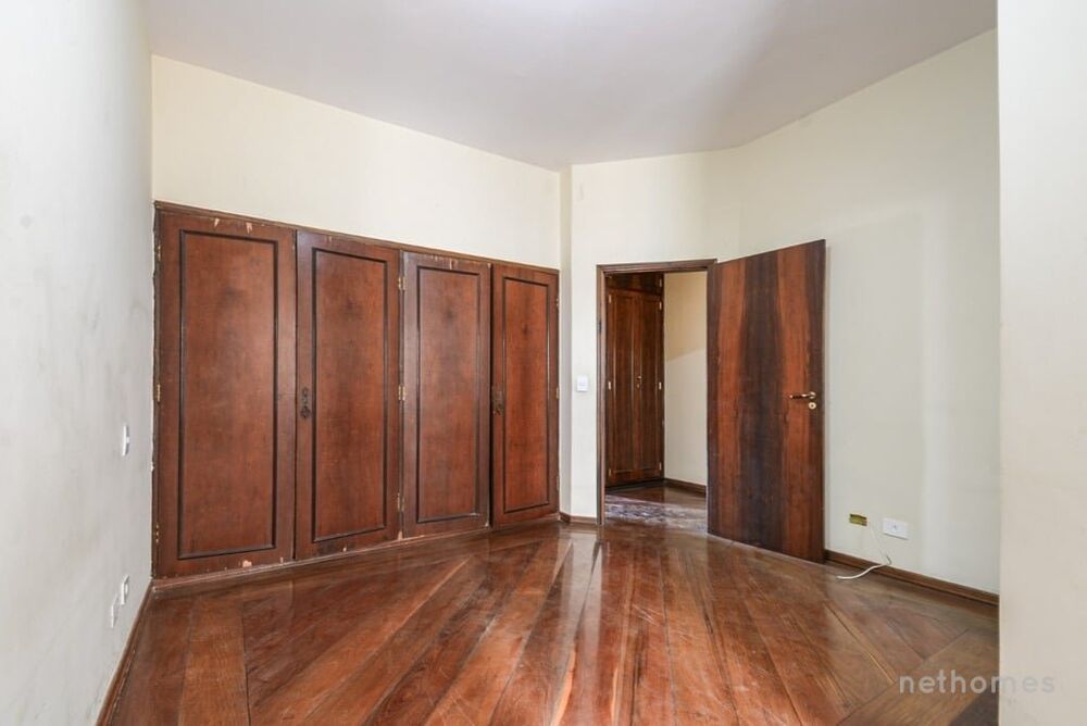 Casa à venda com 3 quartos, 280m² - Foto 7