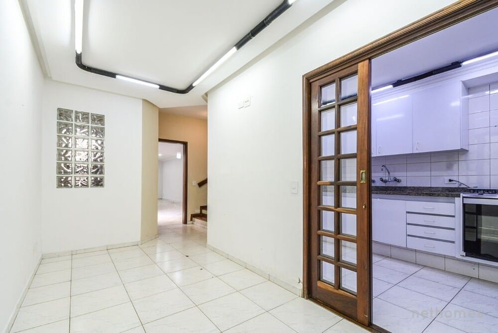 Casa à venda com 3 quartos, 280m² - Foto 6