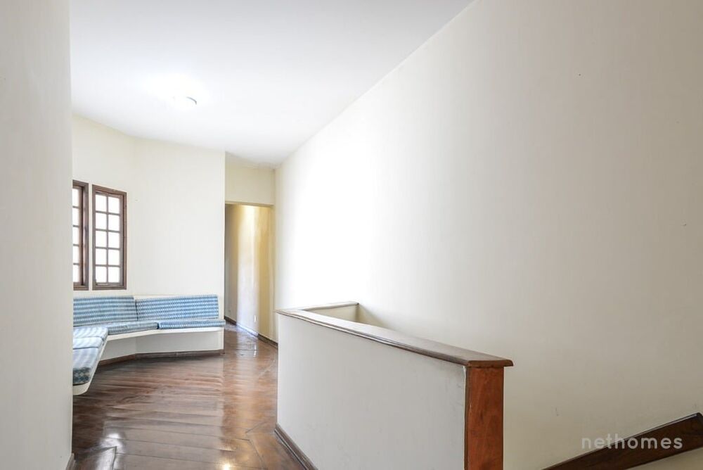 Casa à venda com 3 quartos, 280m² - Foto 16