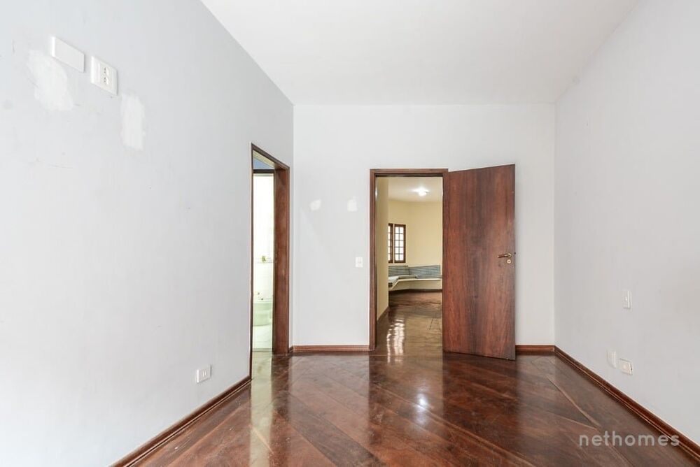 Casa à venda com 3 quartos, 280m² - Foto 15