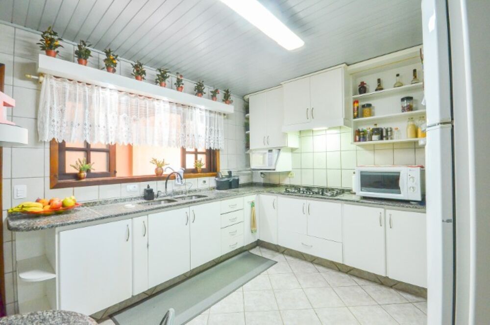 Casa, 3 quartos, 252 m² - Foto 6