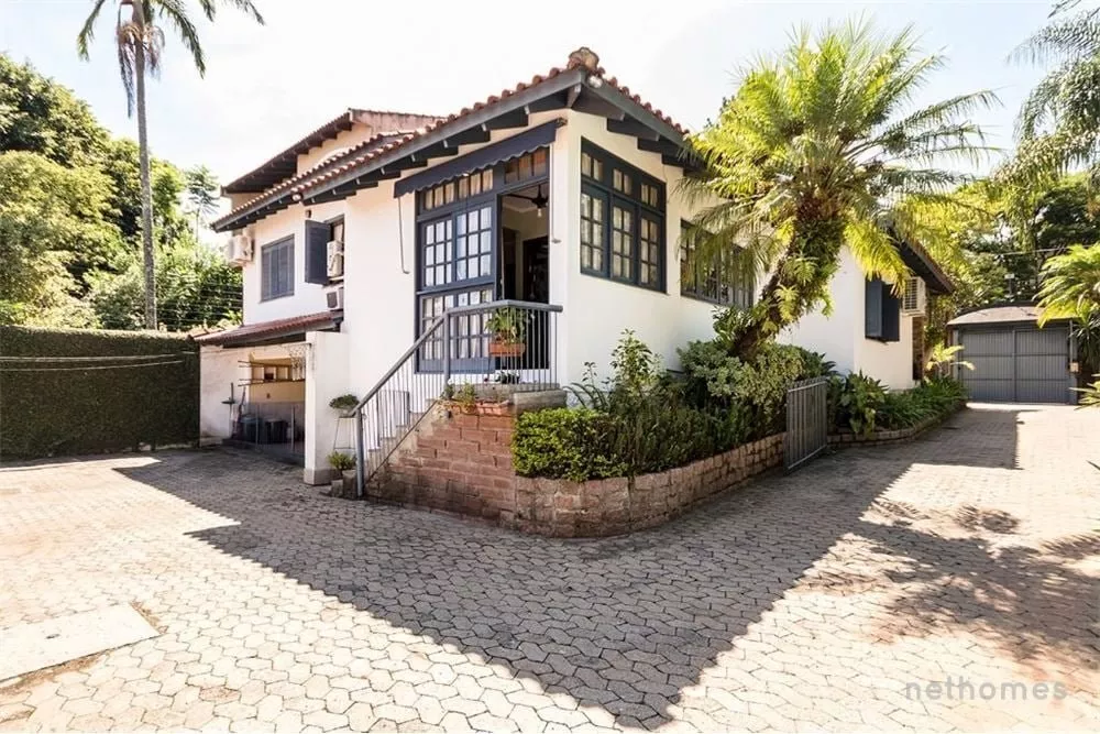 Casa à venda com 4 quartos, 525m² - Foto 2