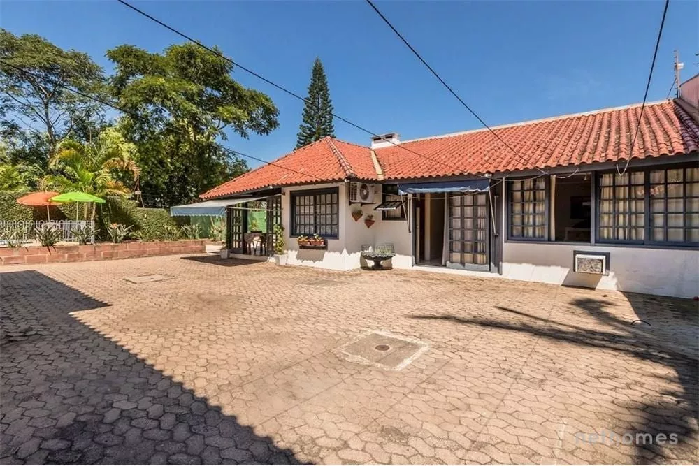 Casa à venda com 4 quartos, 525m² - Foto 3