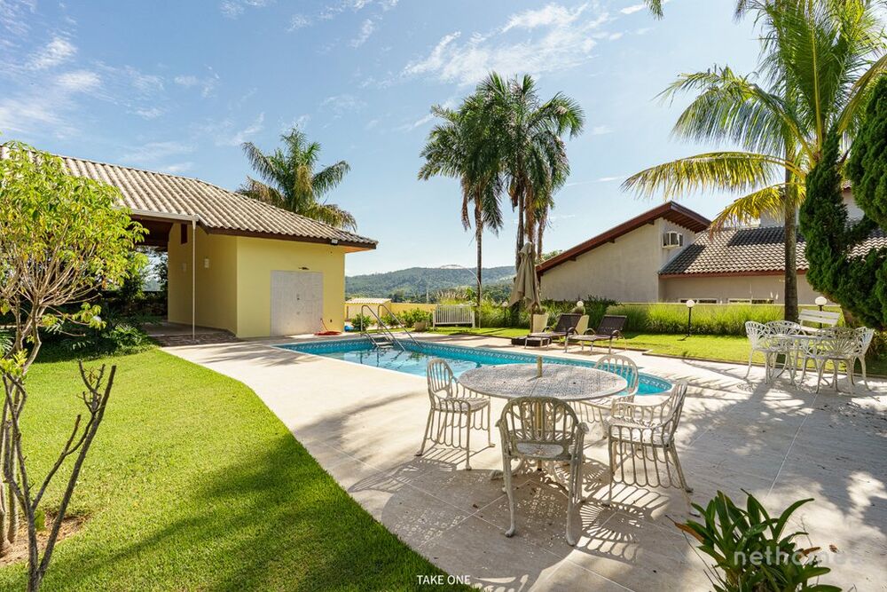 Casa de Condomínio à venda com 5 quartos, 479m² - Foto 2