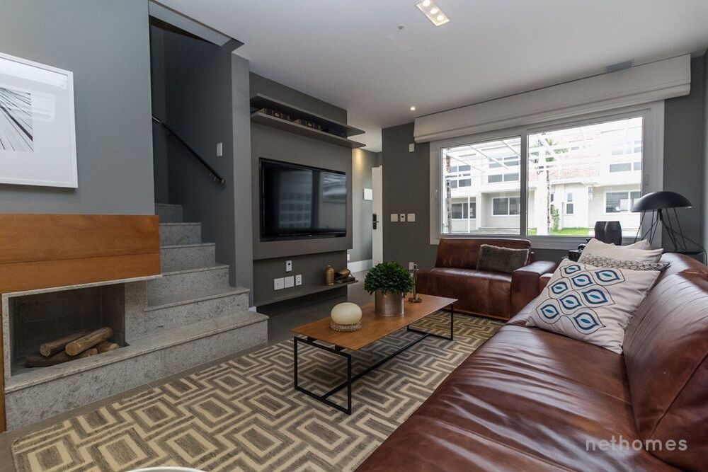 Casa de Condomínio à venda com 4 quartos, 191m² - Foto 1