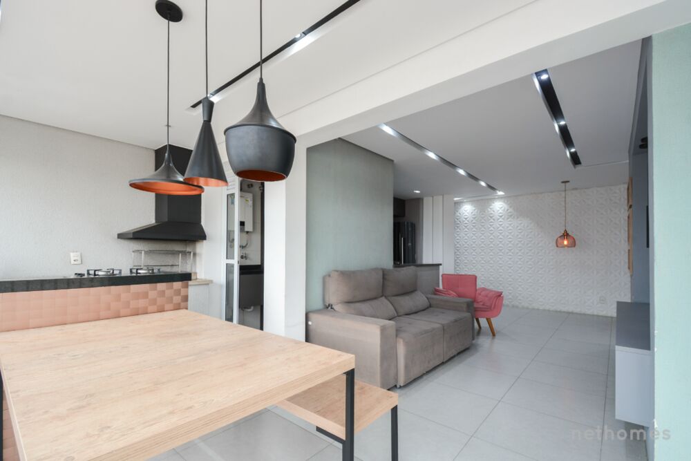 Apartamento à venda com 2 quartos, 76m² - Foto 2