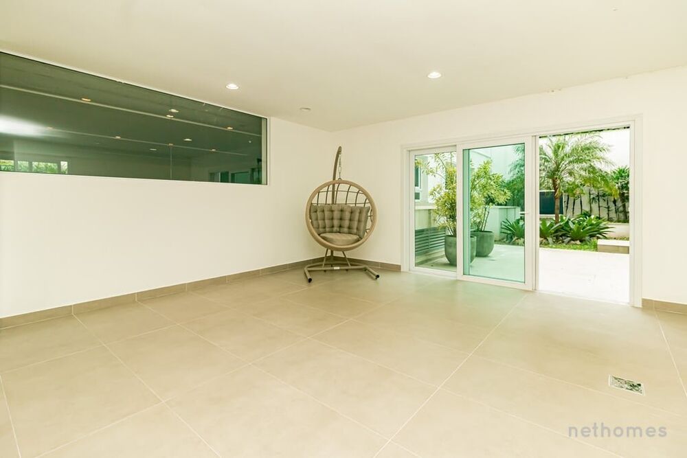 Apartamento à venda com 2 quartos, 90m² - Foto 4
