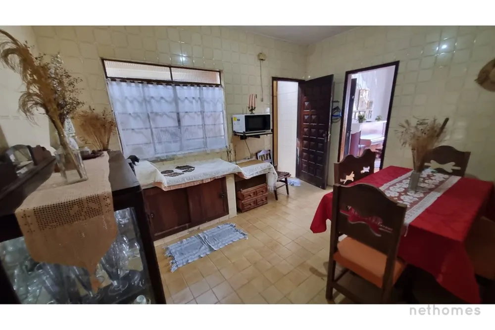 Casa, 6 quartos, 215 m² - Foto 5