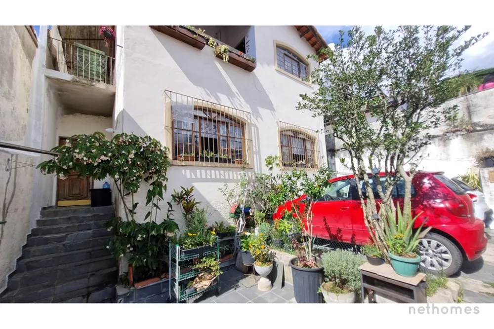 Casa, 6 quartos, 215 m² - Foto 8