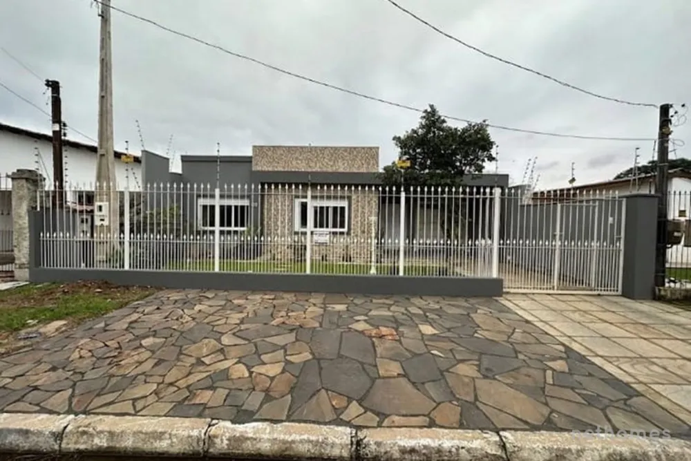 Casa, 3 quartos, 180 m² - Foto 1