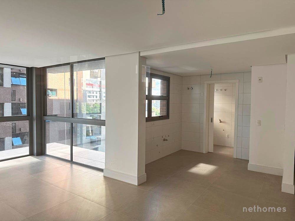 Apartamento à venda com 3 quartos, 120m² - Foto 5