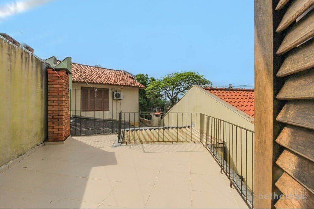 Casa de Condomínio à venda com 3 quartos, 100m² - Foto 4