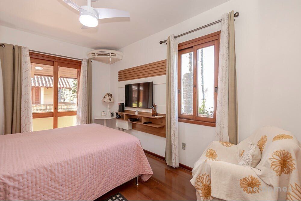 Casa de Condomínio à venda com 3 quartos, 230m² - Foto 10