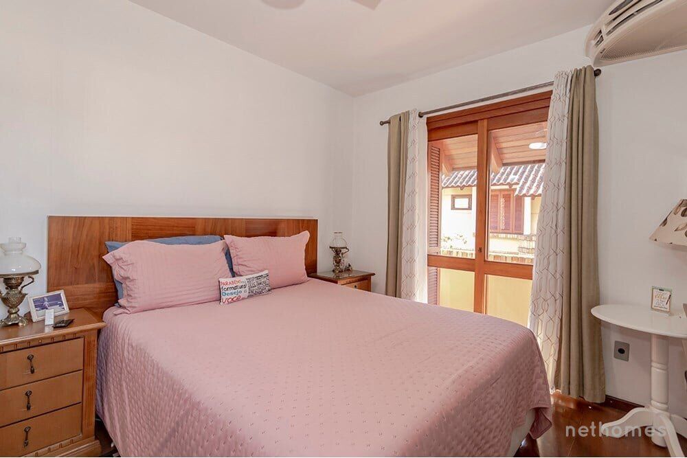 Casa de Condomínio à venda com 3 quartos, 230m² - Foto 11