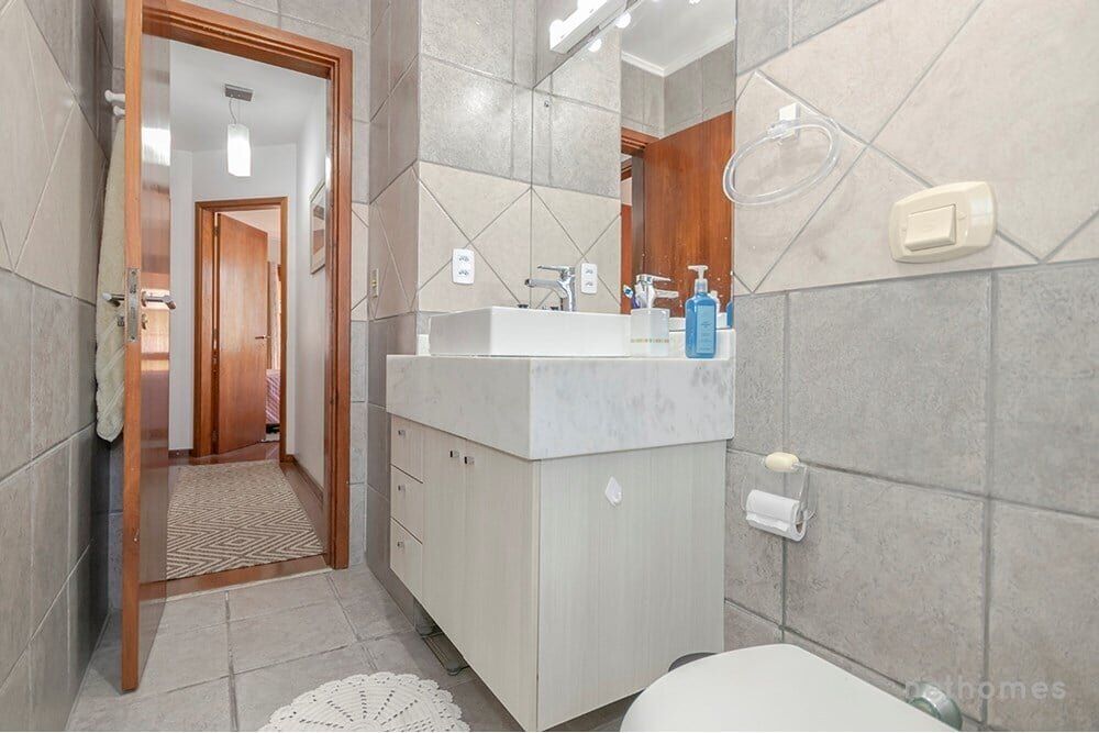 Casa de Condomínio à venda com 3 quartos, 230m² - Foto 9