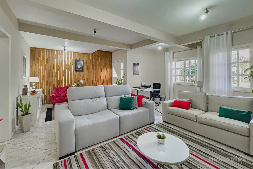 Casa, 3 quartos, 215 m² - Foto 3