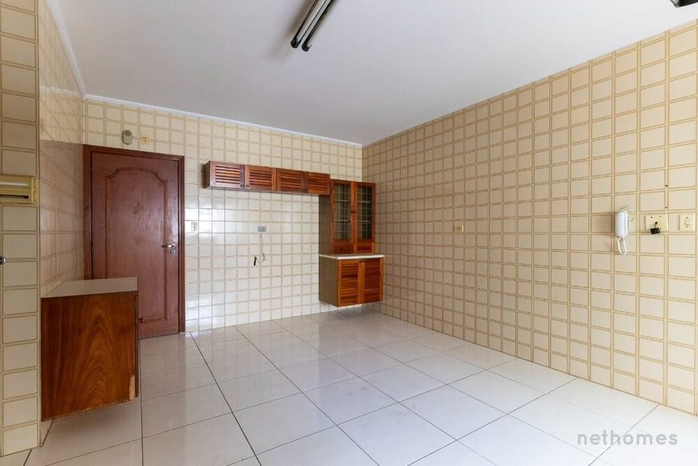 Apartamento à venda com 3 quartos, 148m² - Foto 1