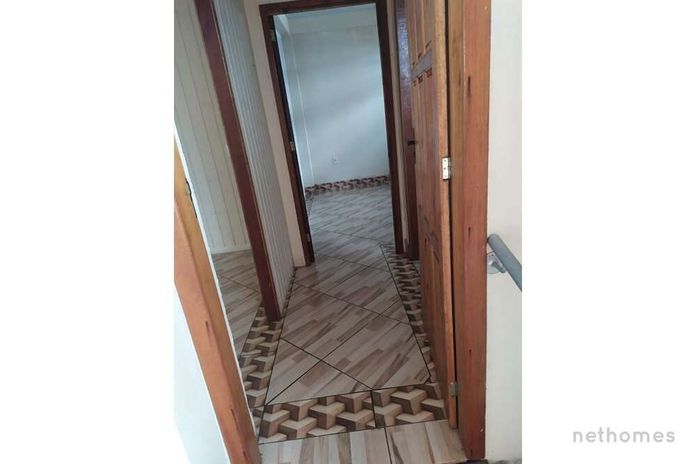 Casa à venda com 8 quartos, 350m² - Foto 3