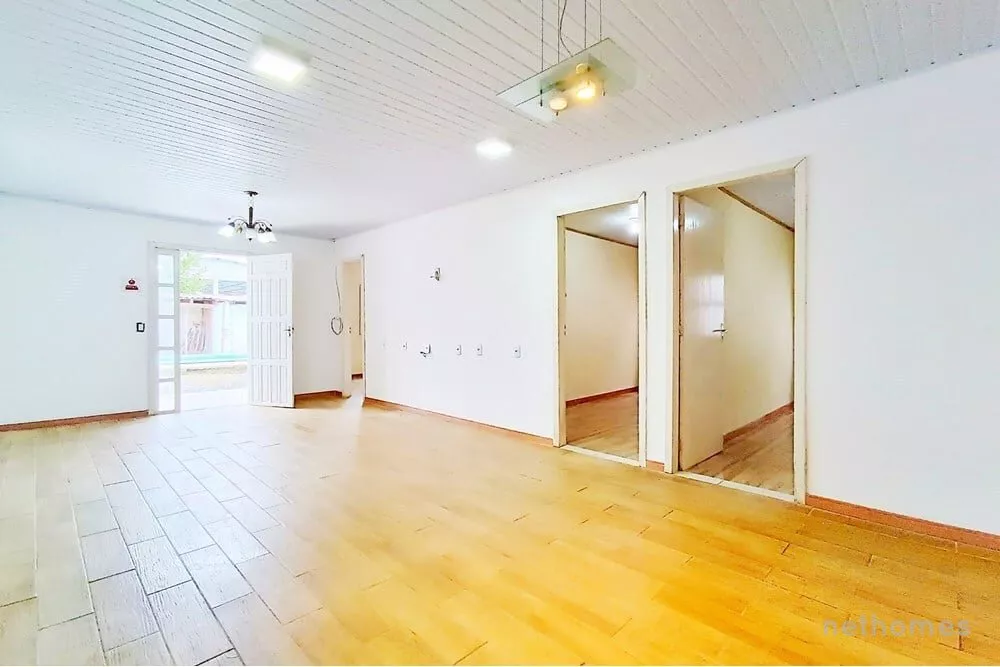 Casa à venda com 3 quartos, 120m² - Foto 4