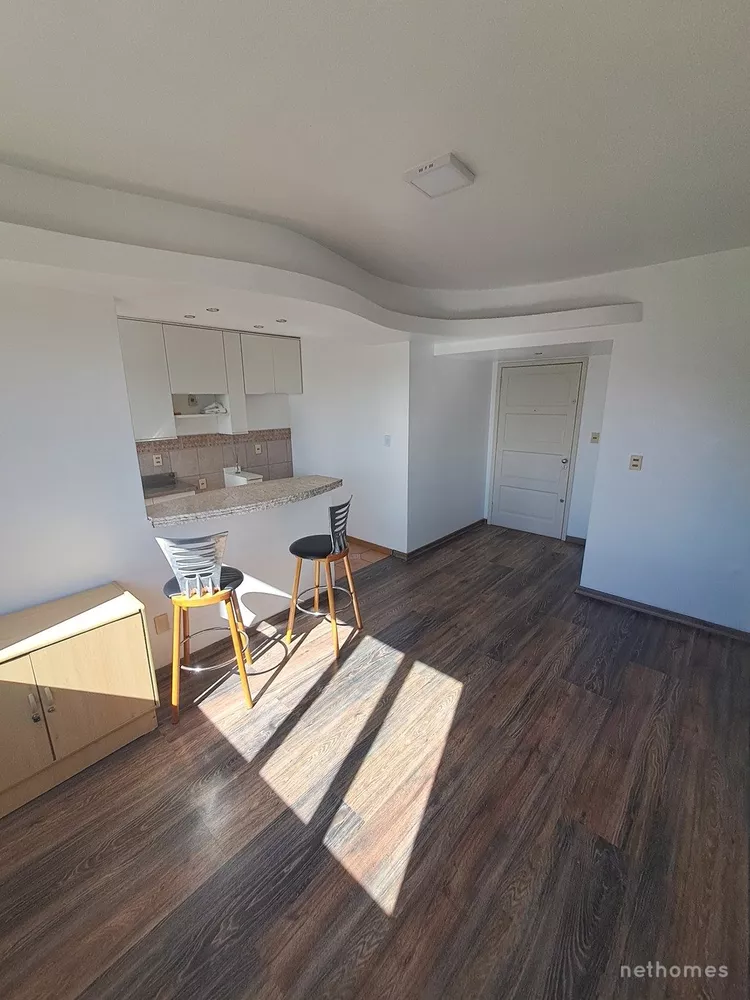 Apartamento à venda com 1 quarto, 43m² - Foto 1