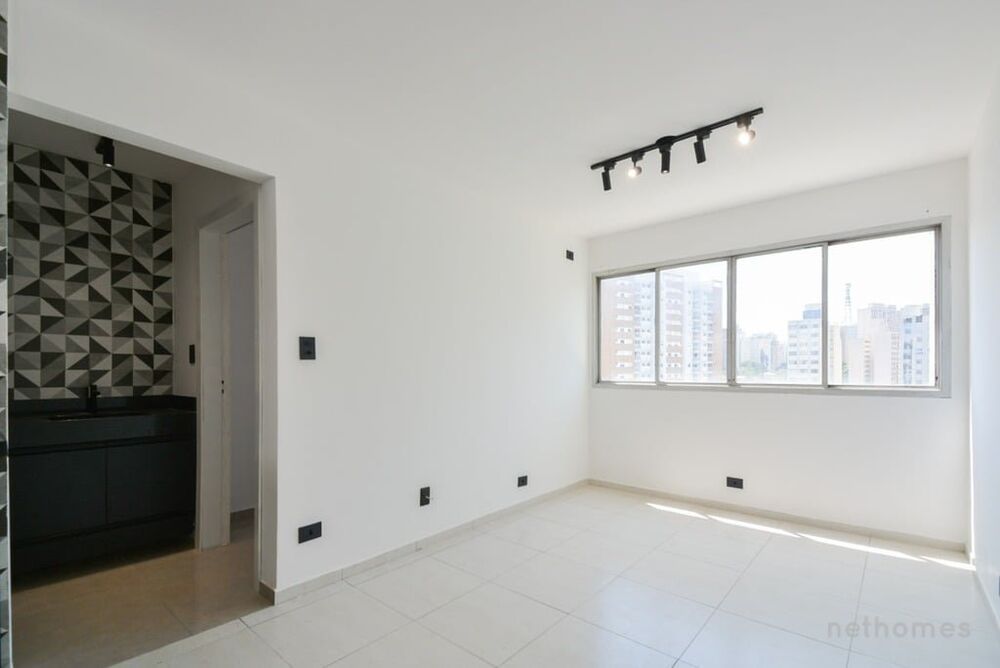 Apartamento à venda com 1 quarto, 28m² - Foto 1