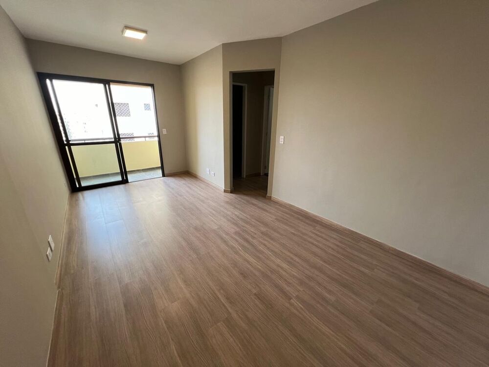 Apartamento à venda com 2 quartos, 57m² - Foto 1