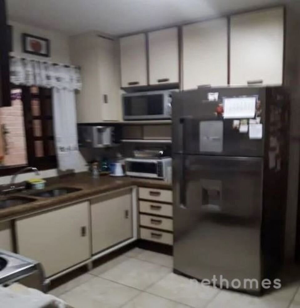 Casa de Condomínio à venda com 3 quartos, 164m² - Foto 5