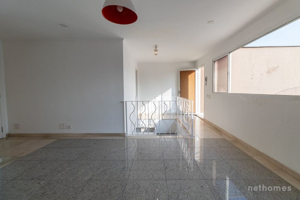 Cobertura à venda com 3 quartos, 218m² - Foto 2