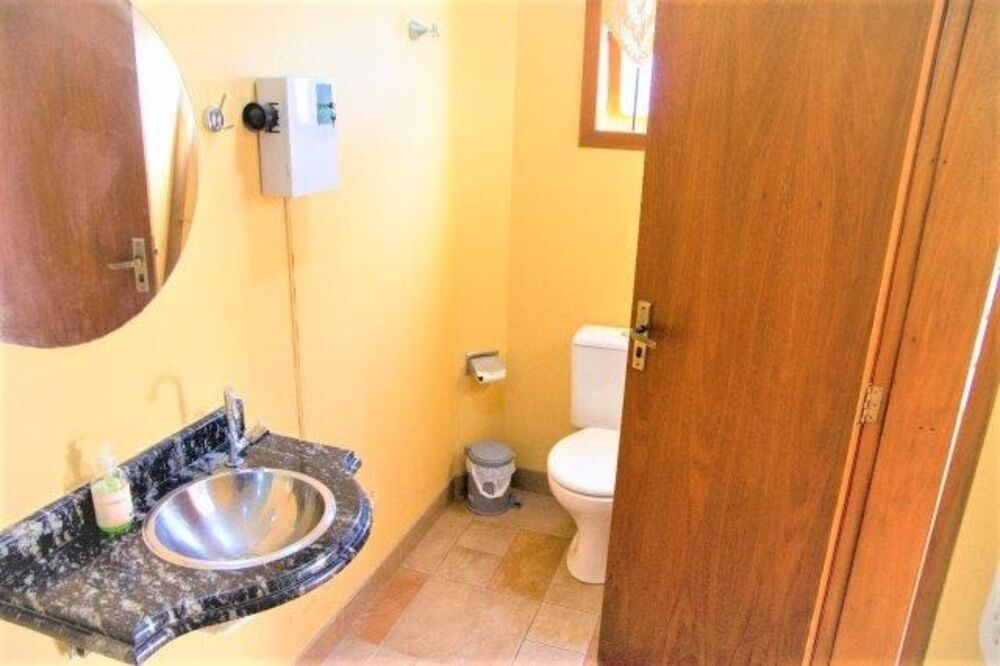 Casa à venda com 3 quartos, 220m² - Foto 5