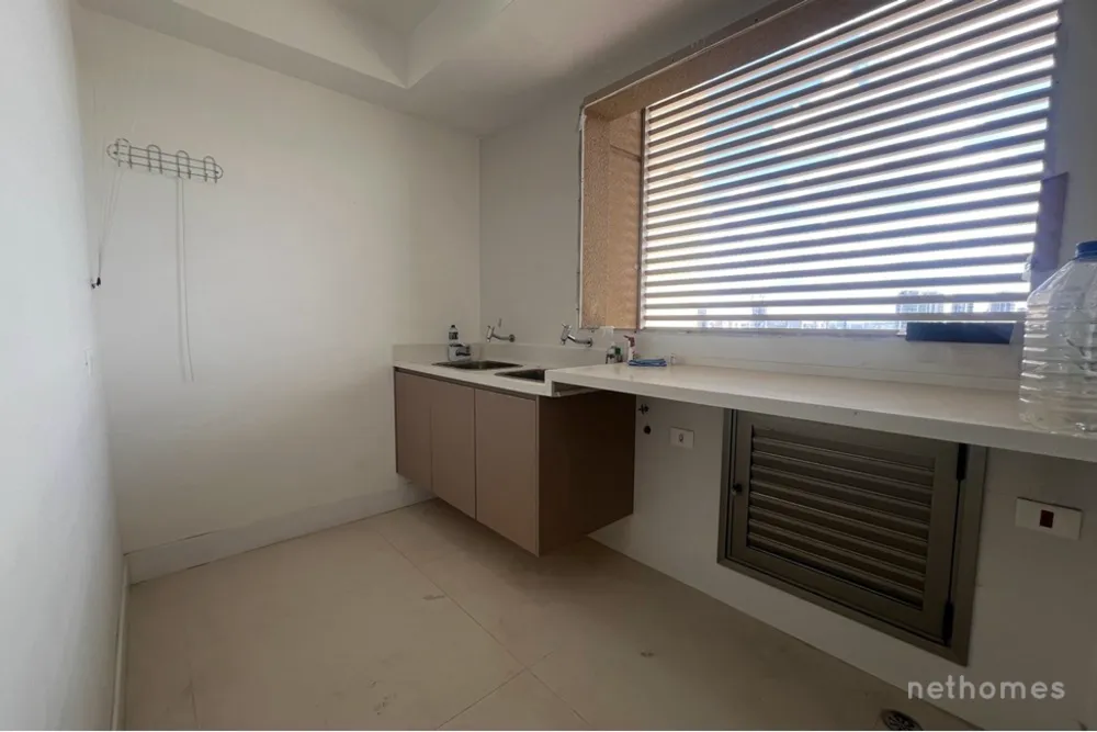 Apartamento, 3 quartos, 252 m² - Foto 2