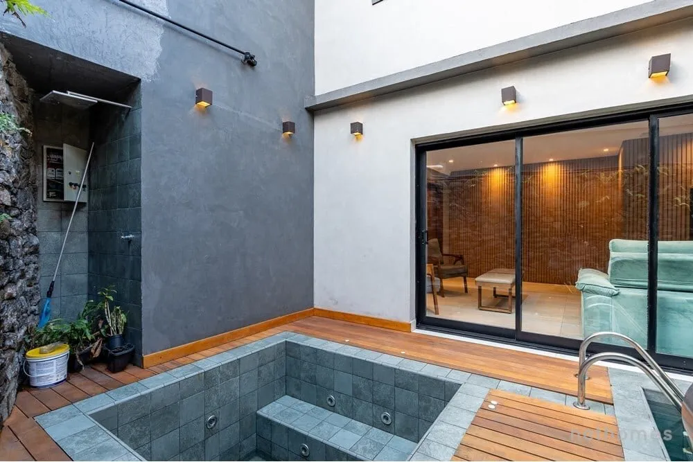 Casa, 3 quartos, 381 m² - Foto 1
