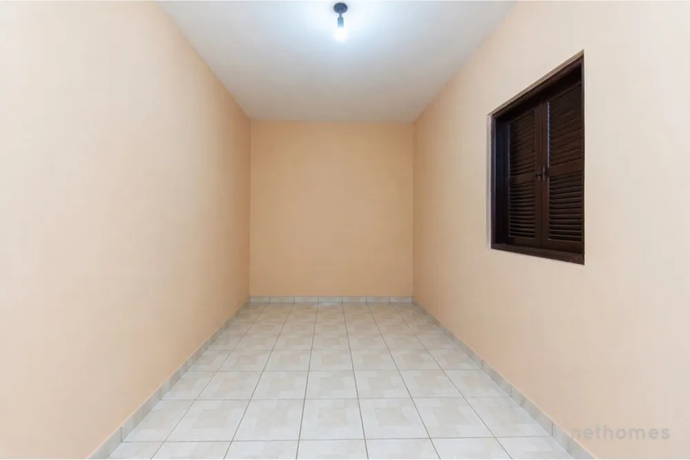 Casa, 3 quartos, 168 m² - Foto 2