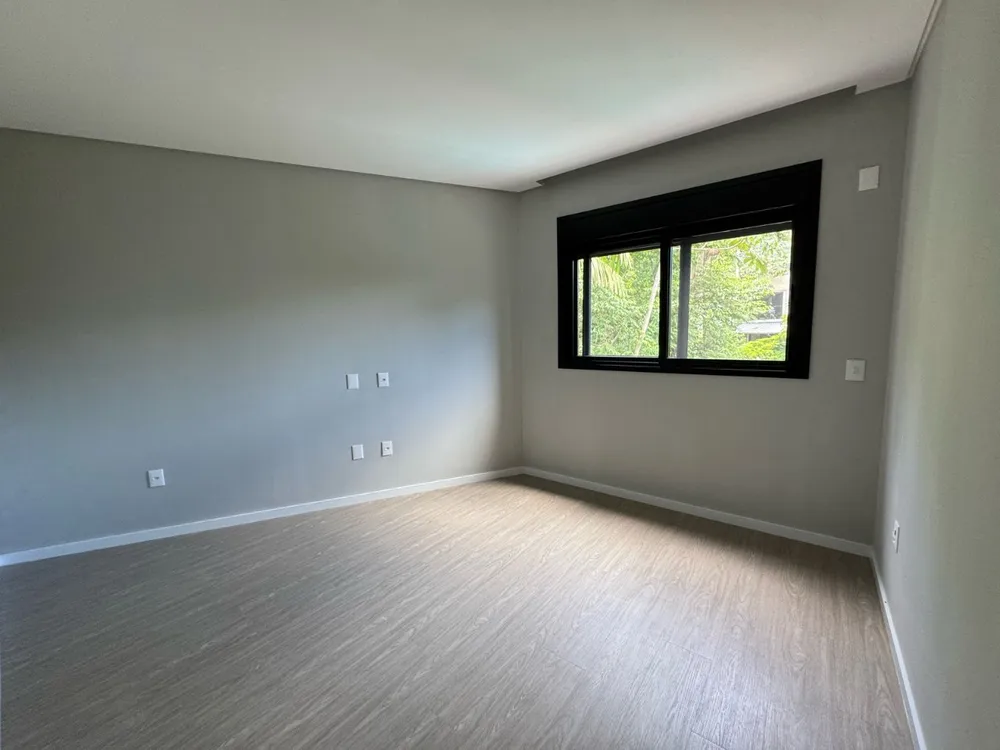 Casa, 3 quartos, 339 m² - Foto 6