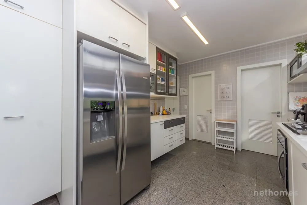 Apartamento, 4 quartos, 198 m² - Foto 2