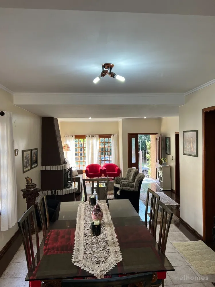 Casa, 4 quartos, 262 m² - Foto 3
