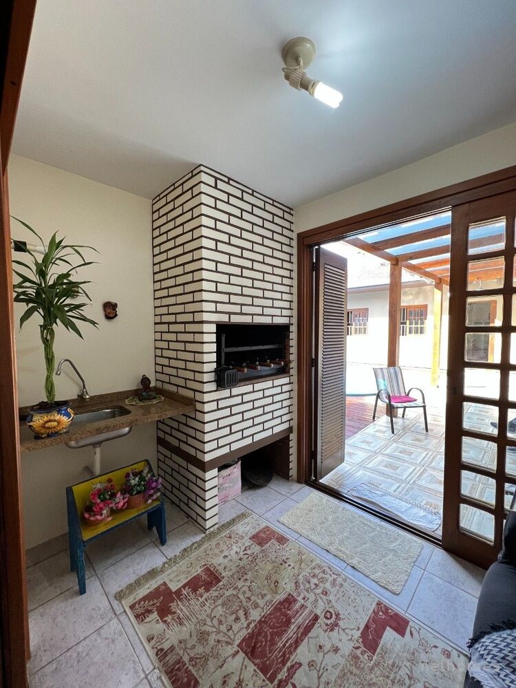 Casa à venda com 4 quartos, 262m² - Foto 4