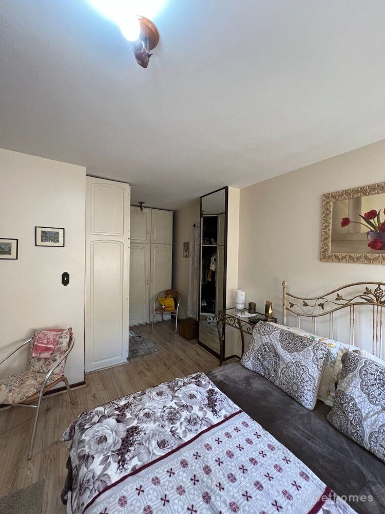 Casa à venda com 4 quartos, 262m² - Foto 7