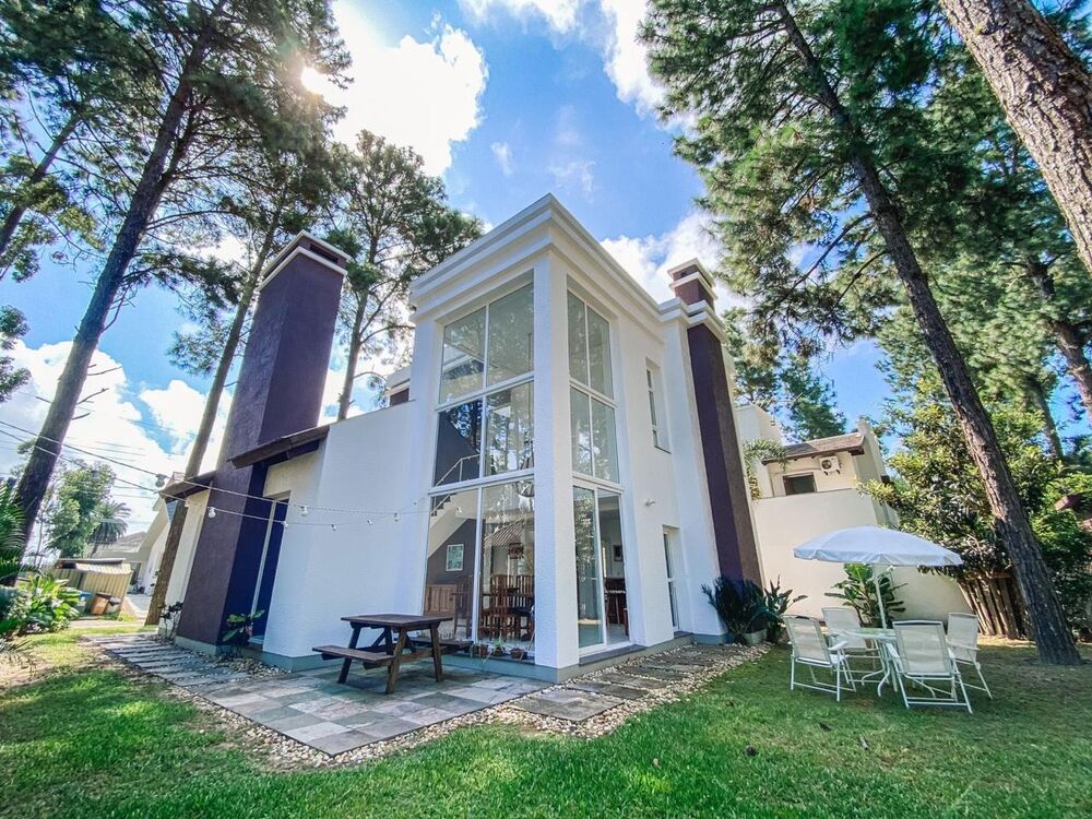Casa de Condomínio à venda com 3 quartos, 189m² - Foto 2
