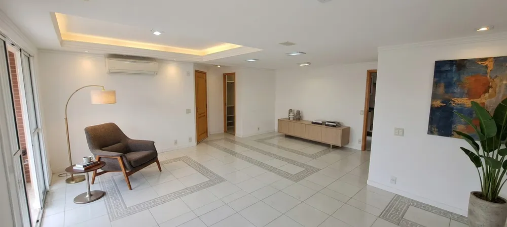 Apartamento, 3 quartos, 125 m² - Foto 2