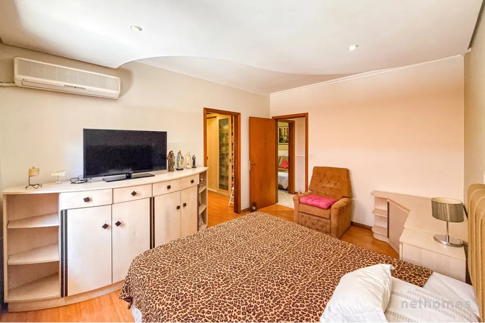 Casa, 6 quartos, 410 m² - Foto 3